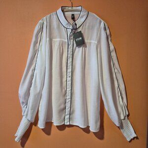 STYLEWE NEW  white blouse size XL